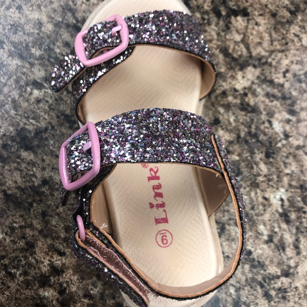 Glitter kid sandals